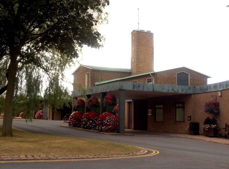 Bushburycrem1 768x566